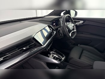Used Audi Q4 e-tron 2025 for sale - 78526751: Photo