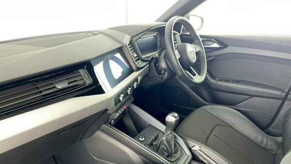 Used Audi A1 2023 for sale - 75718097: Photo 2