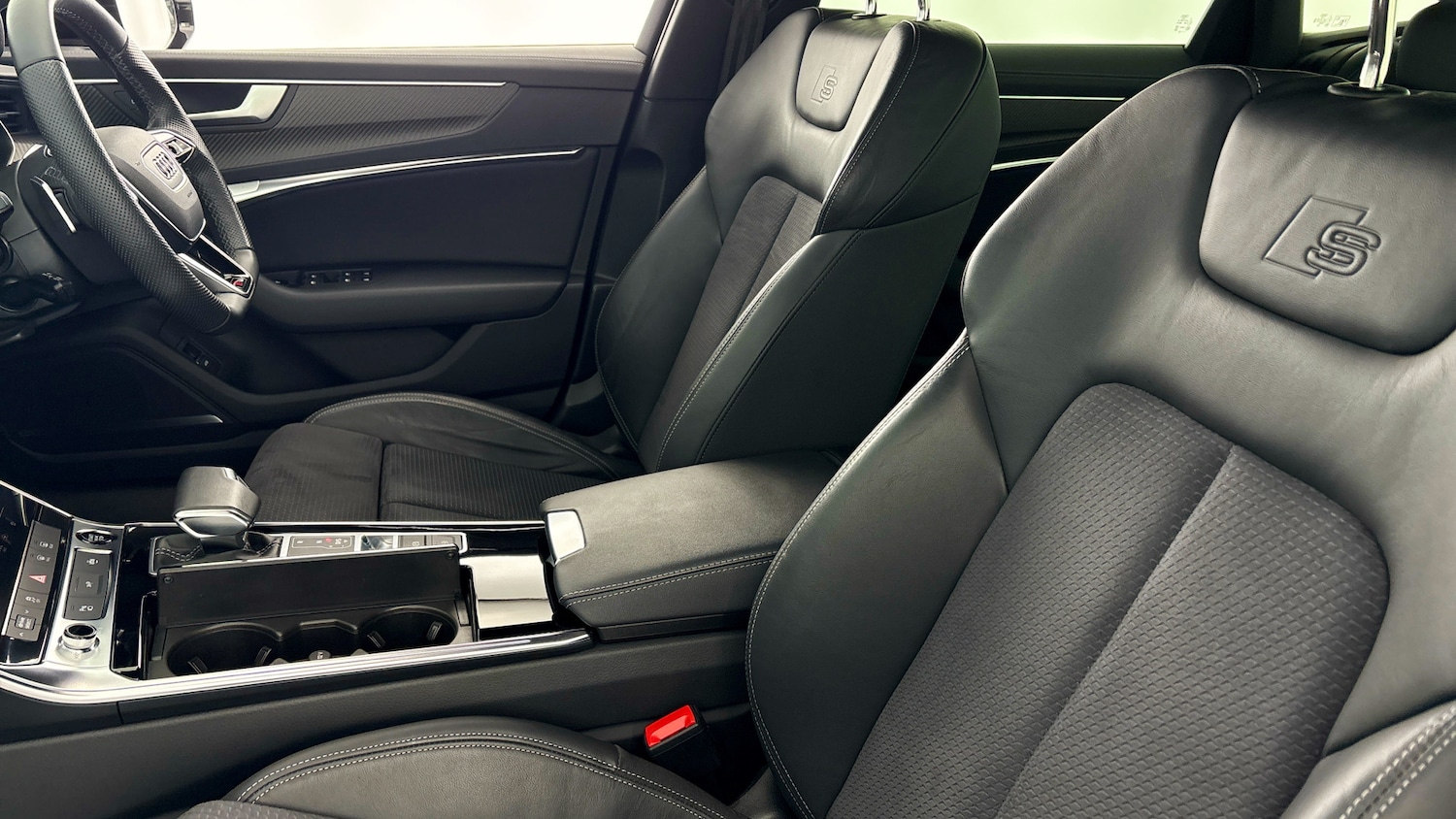 Used Audi A6 Saloon 2023 for sale - 77639424: Photo 38