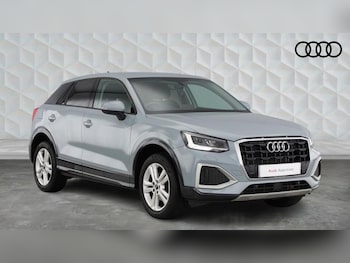 Audi - Q2