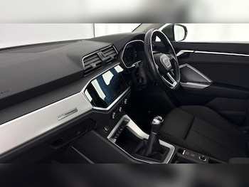 Used Audi Q3 2022 for sale - 77088229: Photo