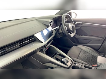 Used Audi A3 2022 for sale - 76255393: Photo