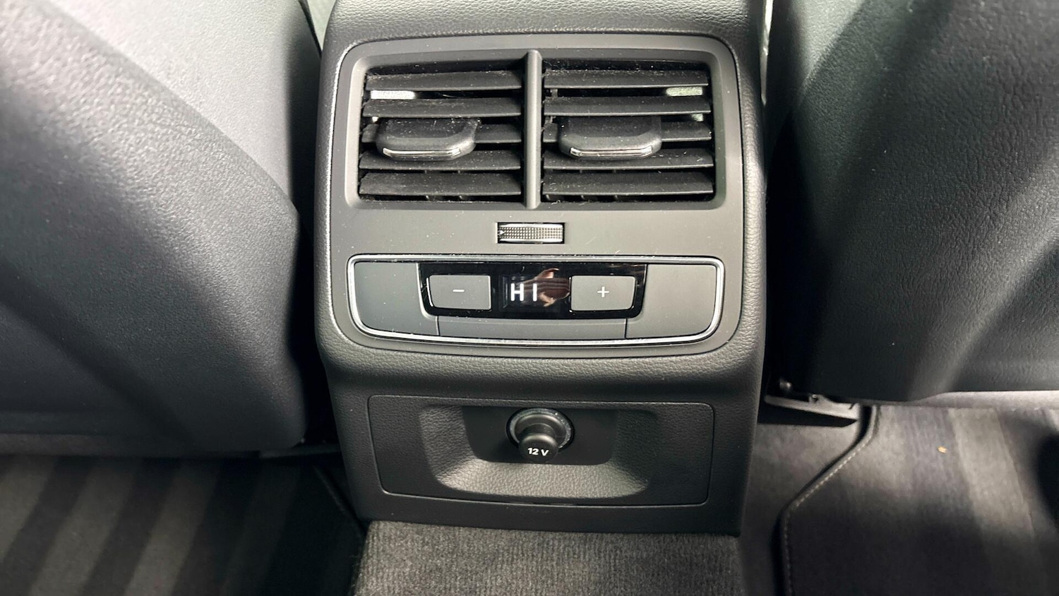 Used Audi A4 2024 for sale - 77803925: Photo 26