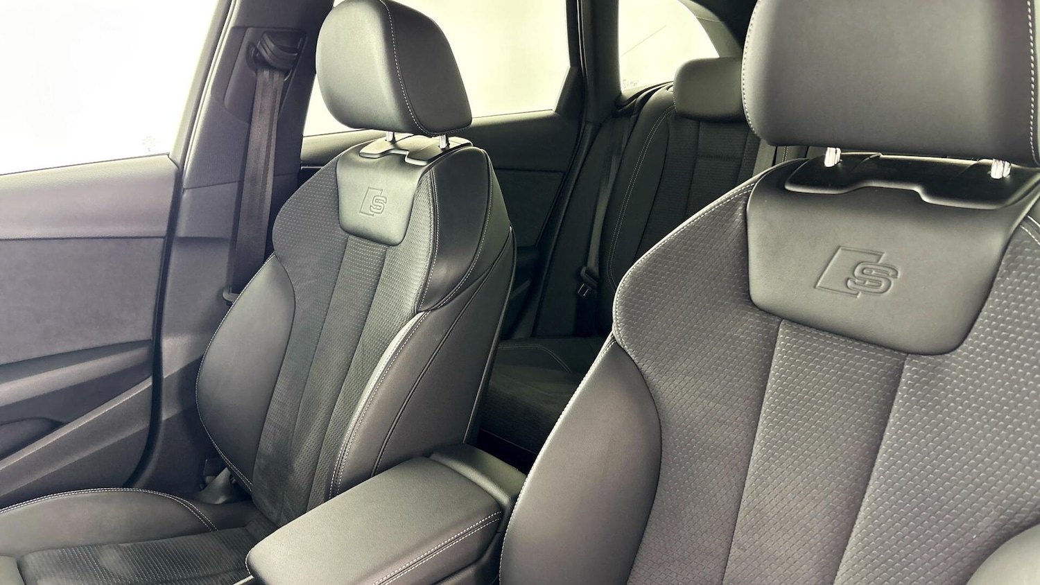 Used Audi A4 2024 for sale - 77803925: Photo 32