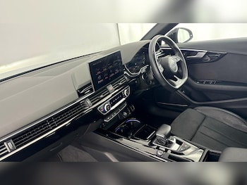 Used Audi A4 Avant 2022 for sale - 78202241: Photo