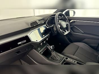 Used Audi Q3 2023 for sale - 79676375: Photo
