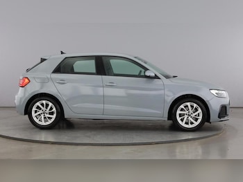 Used Audi A1 2022 for sale - 76382324: Photo