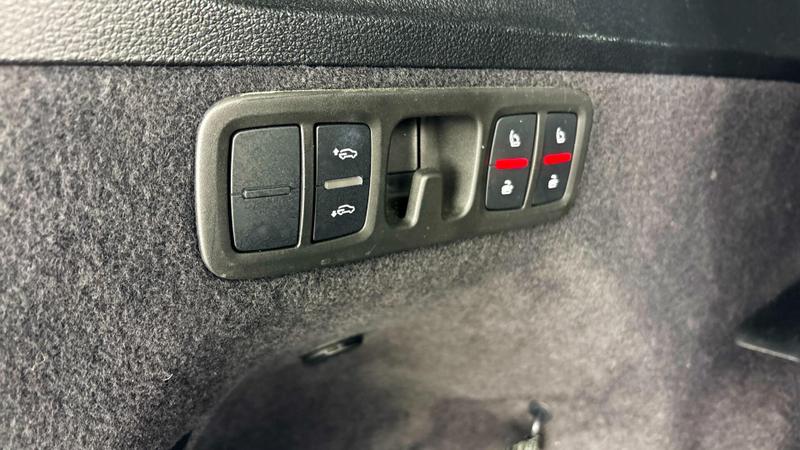 Used Audi Q7 2023 for sale - 76664810: Photo 35