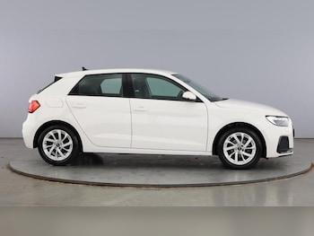Used Audi A1 2022 for sale - 76104759: Photo