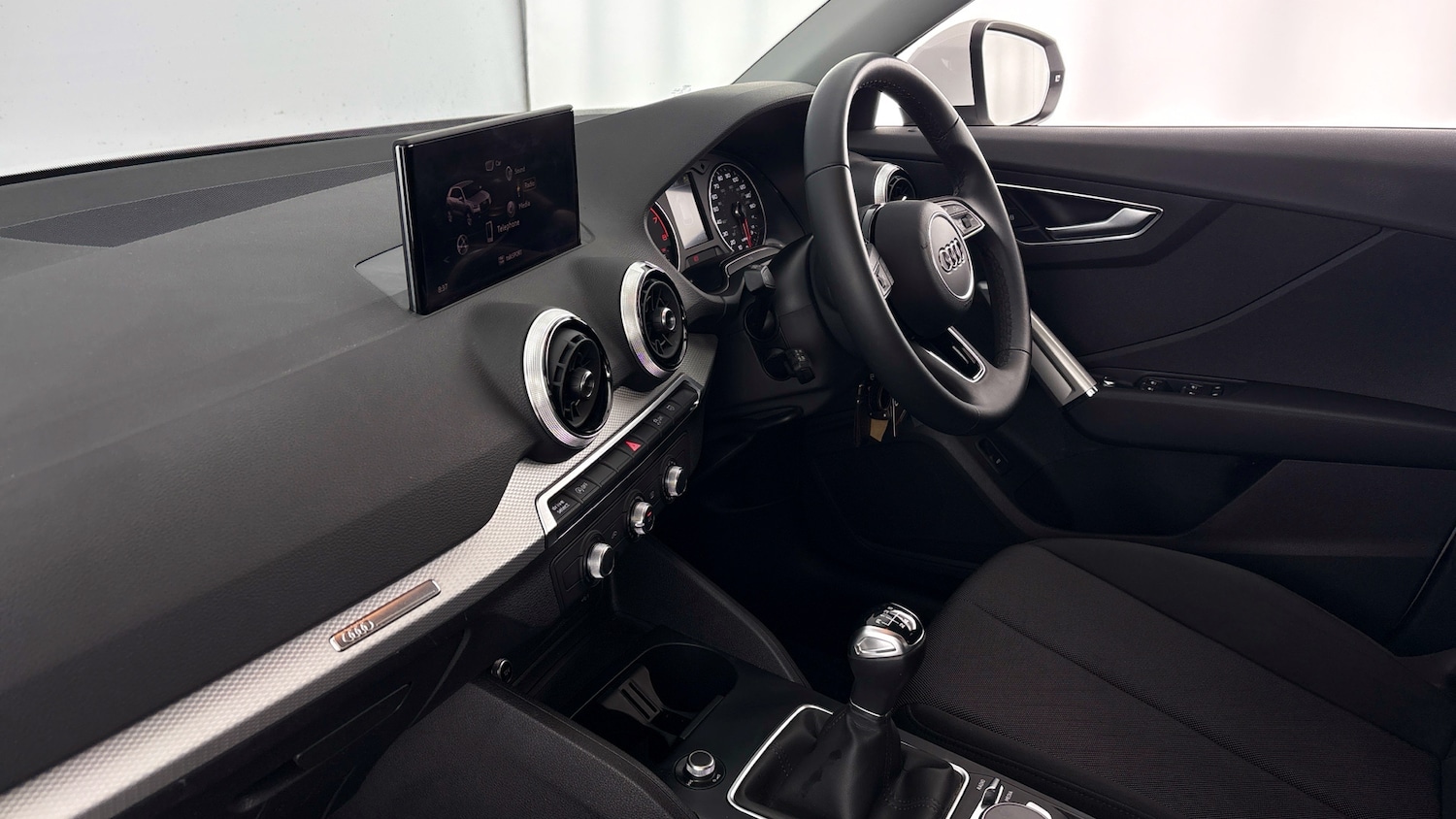 Used Audi Q2 2023 for sale - 77938301: Photo 2