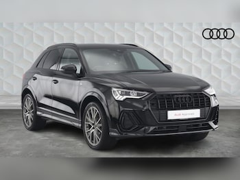 Audi - Q3