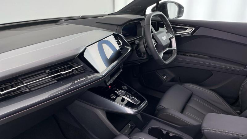 Used Audi Q4 e-tron 2025 for sale - 76494661: Photo 2