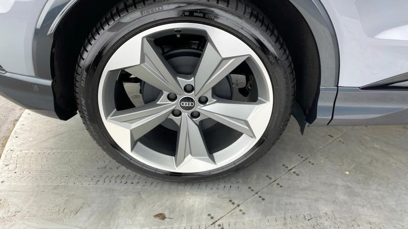 Used Audi Q4 e-tron 2025 for sale - 76494661: Photo 28