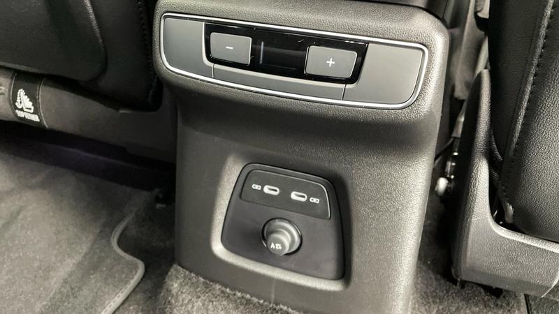 Used Audi Q4 e-tron 2025 for sale - 76494661: Photo 29