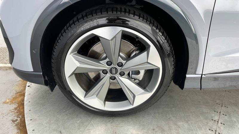 Used Audi Q4 e-tron 2025 for sale - 76494661: Photo 45
