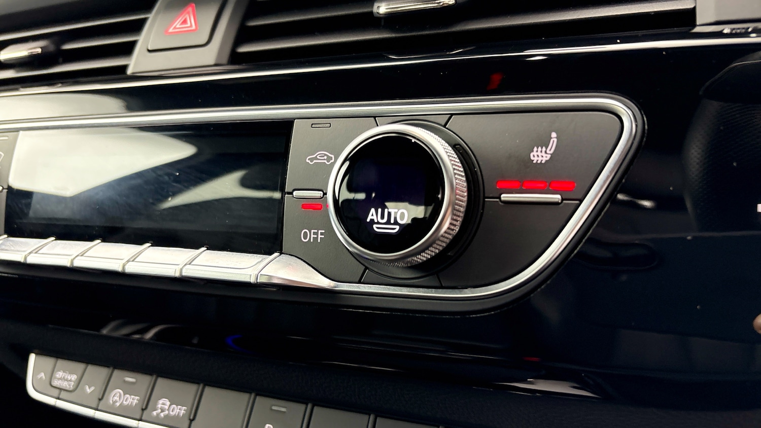 Used Audi A4 2023 for sale - 77974100: Photo 17