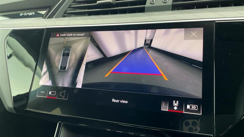 Used Audi e-tron 2022 for sale - 75935159: Photo 17