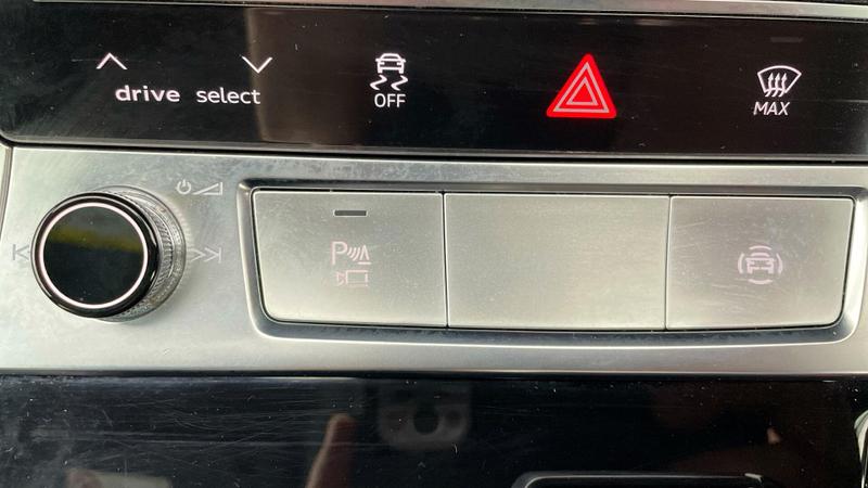 Used Audi e-tron 2022 for sale - 75935159: Photo 27