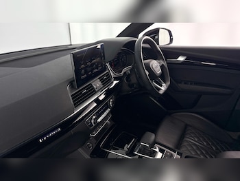 Used Audi Q5 2021 for sale - 77603854: Photo