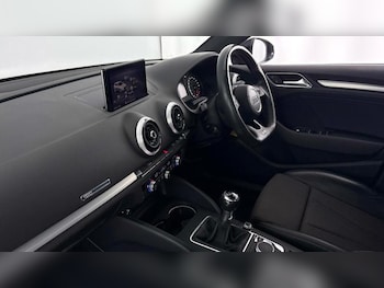 Used Audi A3 2019 for sale - 76858791: Photo