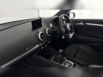 Used Audi A3 2018 for sale - 77310585: Photo