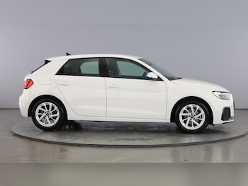 Used Audi A1 2023 for sale - 77901787: Photo