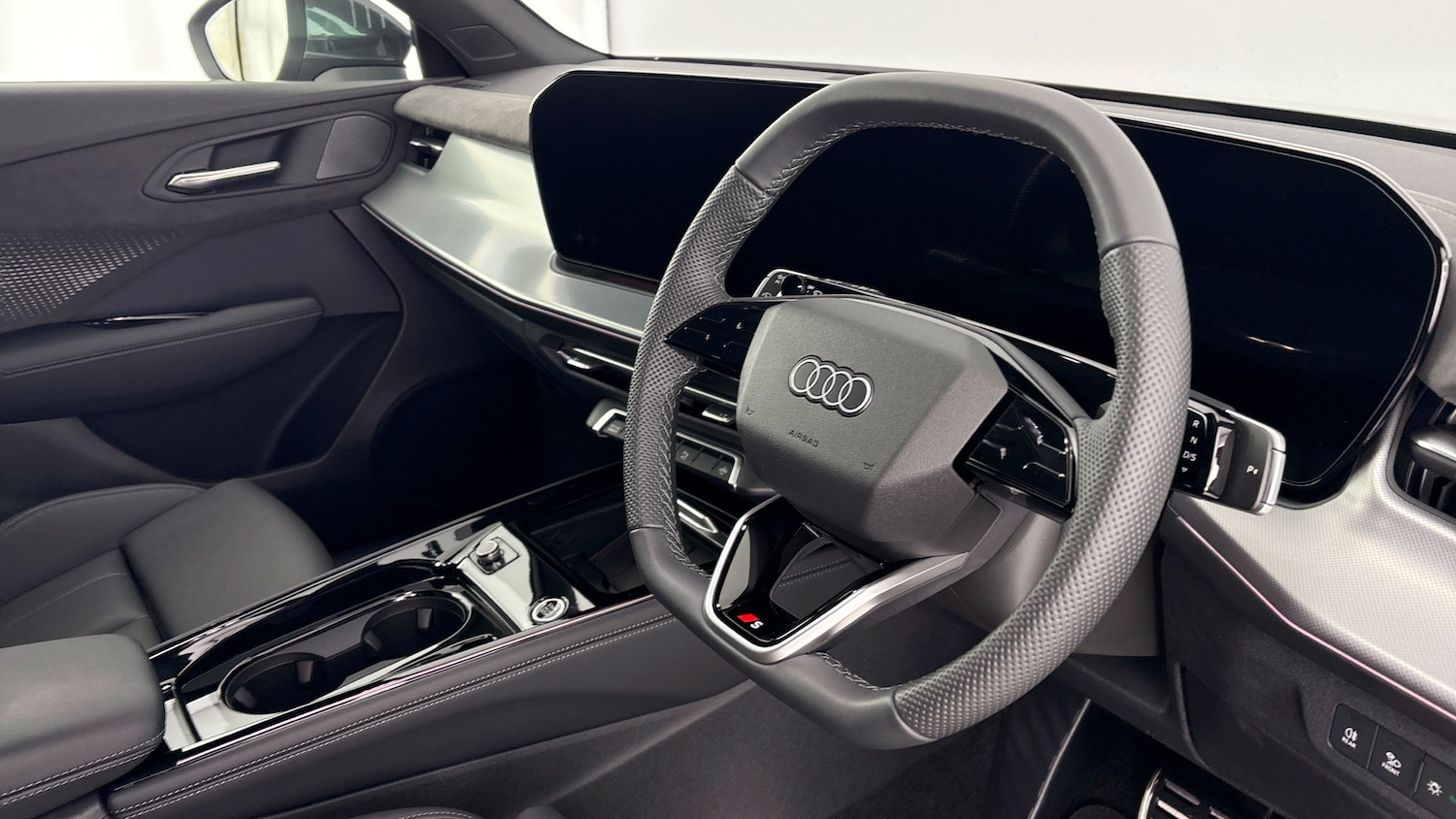 Used Audi Q3 2025 for sale - 77639432: Photo 6