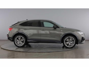 Used Audi Q3 2025 for sale - 77735981: Photo