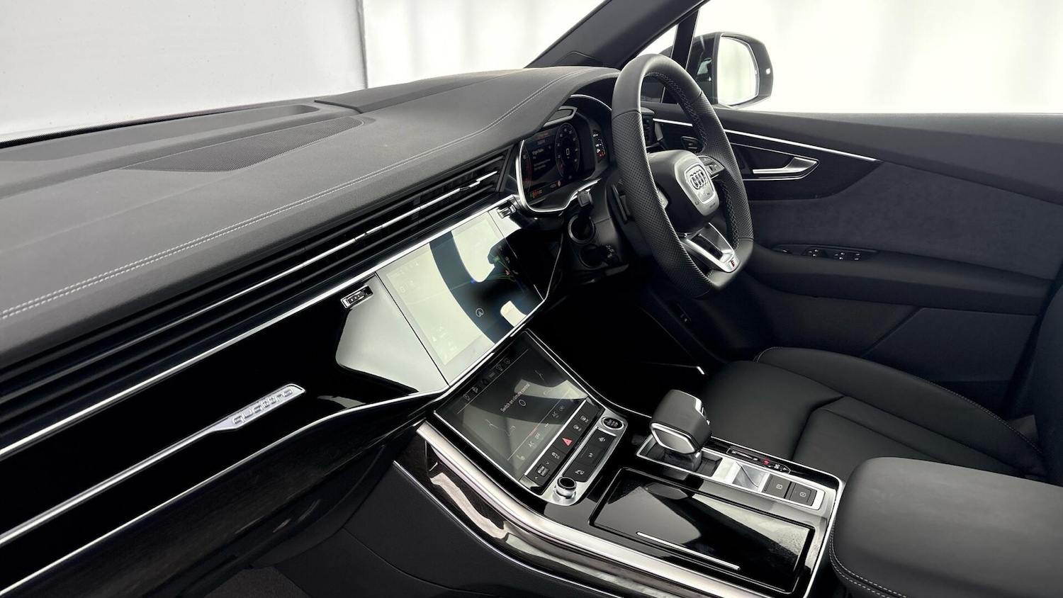 Used Audi Q7 for sale - 77504731: Photo 2