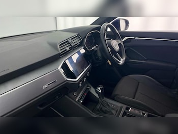 Used Audi Q3 2022 for sale - 76146645: Photo