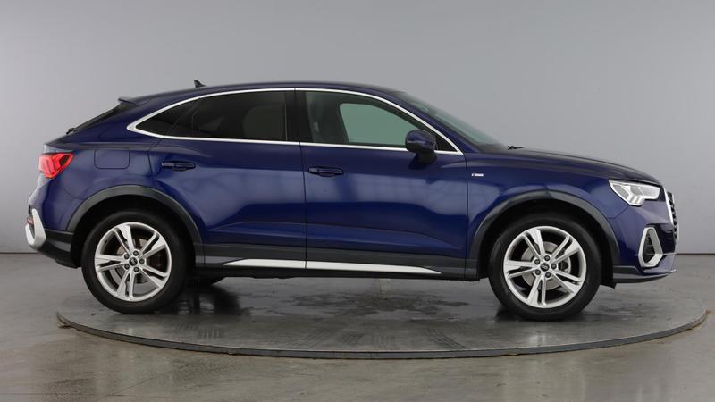 Used Audi Q3 2022 for sale - 76146645: Photo 4