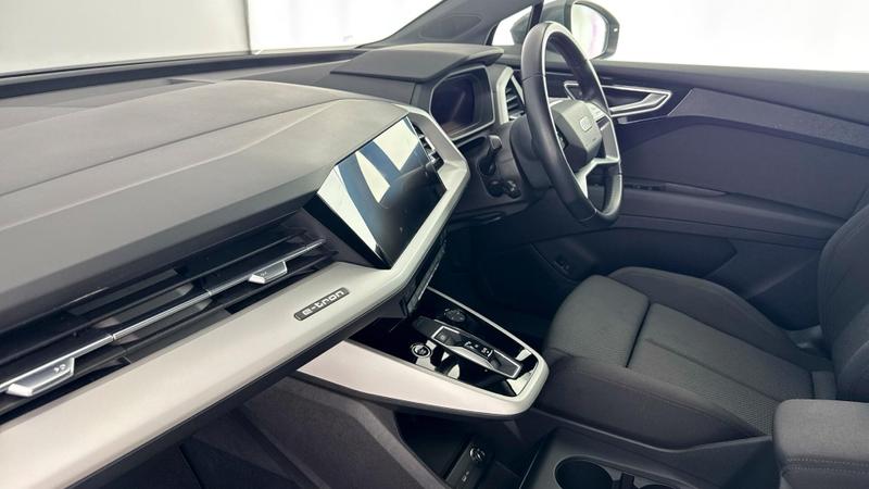 Used Audi Q4 e-tron 2021 for sale - 76519743: Photo 2