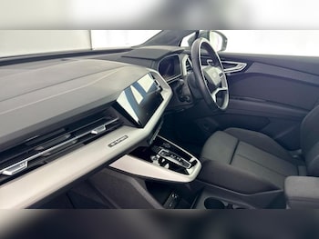 Used Audi Q4 e-tron 2021 for sale - 76519743: Photo