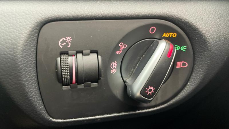 Used Audi Q3 2018 for sale - 76436317: Photo 12