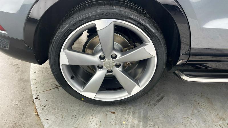 Used Audi Q3 2018 for sale - 76436317: Photo 31