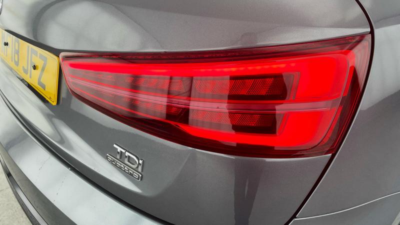 Used Audi Q3 2018 for sale - 76436317: Photo 33