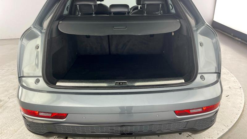 Used Audi Q3 2018 for sale - 76436317: Photo 34