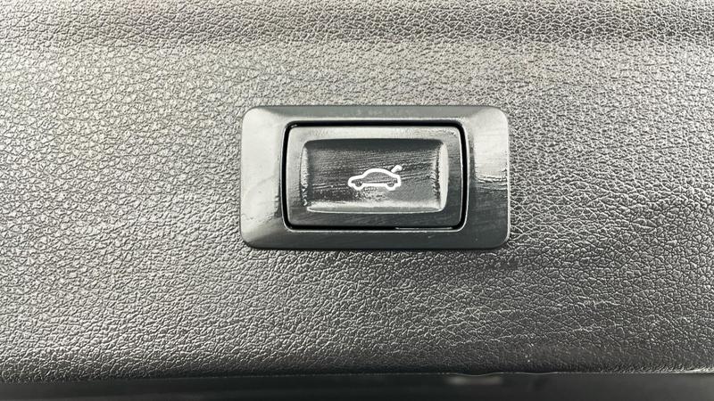 Used Audi Q3 2018 for sale - 76436317: Photo 36