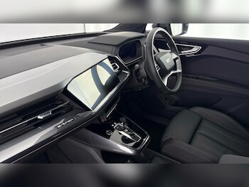 Used Audi Q4 e-tron 2025 for sale - 77245211: Photo