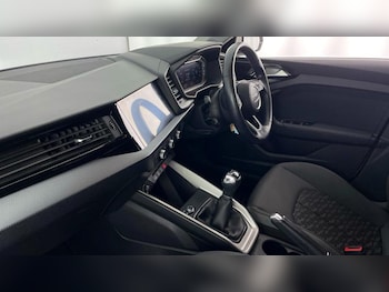 Used Audi A1 2019 for sale - 76146759: Photo