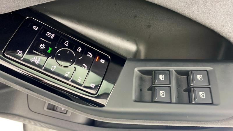 Used Audi Q6 e-tron 2025 for sale - 75766960: Photo 19