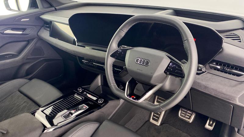 Used Audi Q6 e-tron 2025 for sale - 75766960: Photo 6