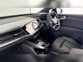 Used Audi Q4 e-tron 2025 for sale - 78997955: Photo