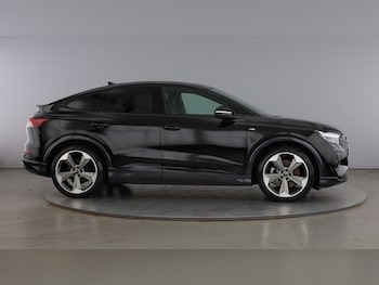 Used Audi Q4 e-tron 2025 for sale - 78997955: Photo