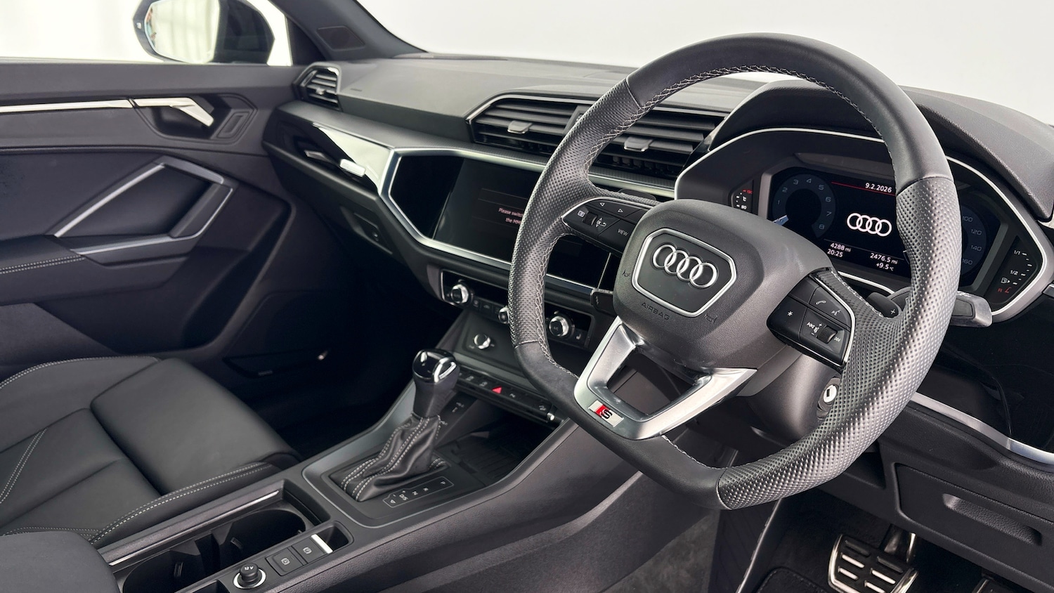 Used Audi Q3 2025 for sale - 77602354: Photo 6