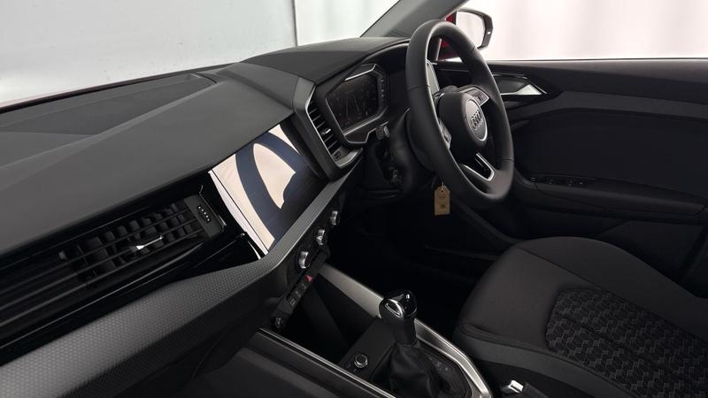 Used Audi A1 for sale - 77447589: Photo 2