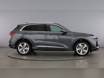 Used Audi Q5 2025 for sale - 77872297: Photo