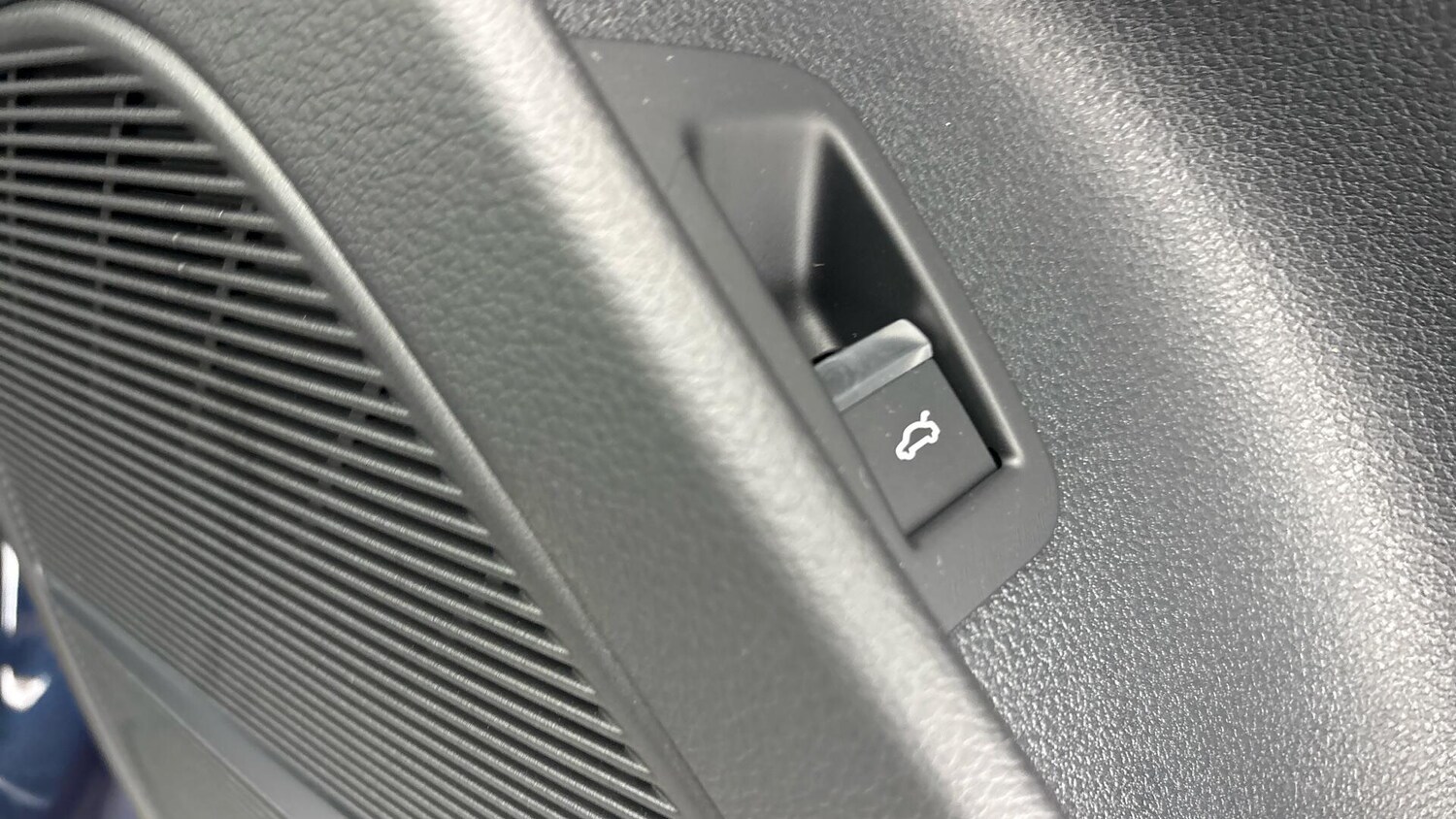 Used Audi Q8 for sale - 77760898: Photo 24