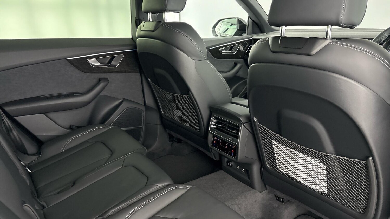 Used Audi Q8 for sale - 77760898: Photo 37