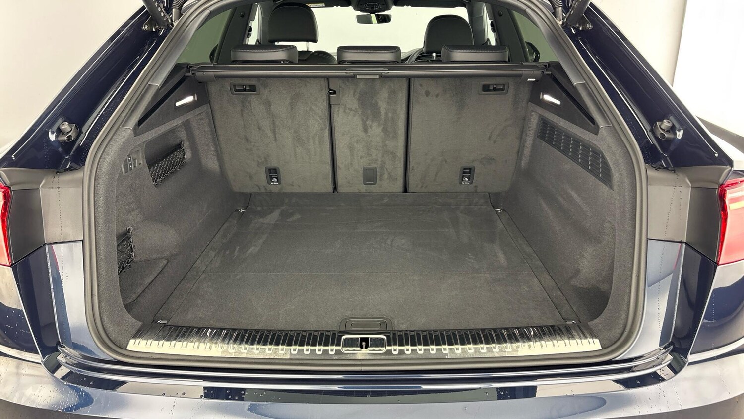 Used Audi Q8 for sale - 77760898: Photo 39